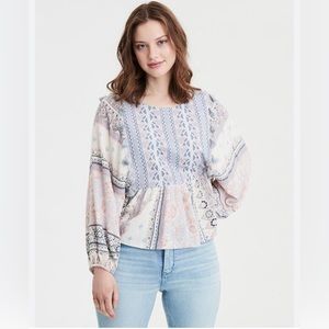 American Eagle Boho Peasant Knitted Floral Blouse with Tassels & Ballon Sleeves